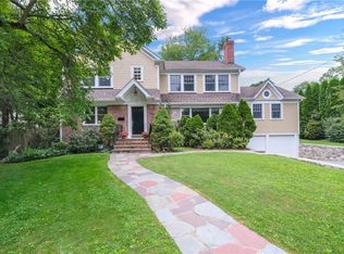 160 Ferndale Rd, Scarsdale, NY 10583