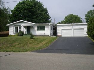 457 Jermyn St, Ionia, MI 48846