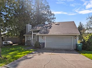 2212 N Trumpeter Dr, Mount Vernon, WA 98273