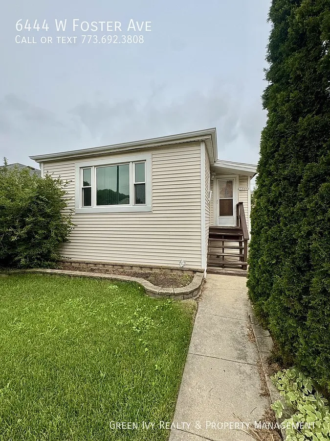 Cozy Single Family Home in Union Ridge-2 Car Garage, Private Backyard! — Photo 1