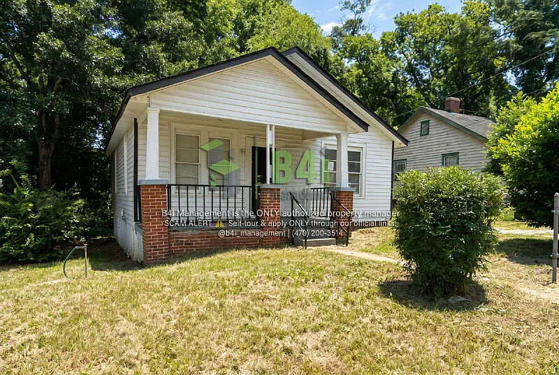 560 Radcliff Ave