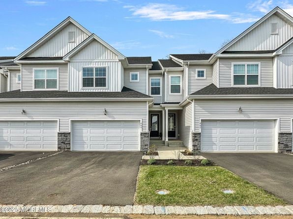404 Pilot St, Marlboro, NJ 07746