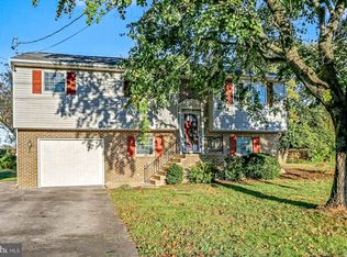 46 Maywood Rd, Thomasville, PA 17364