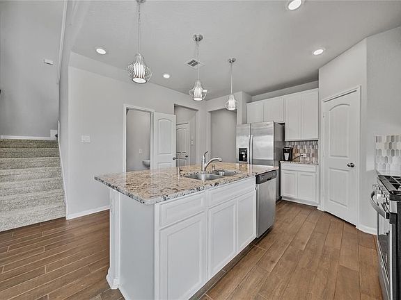 5th image of 5003 Brewcastle Ln