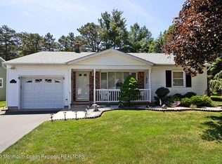 34 Whitaker Dr, Toms River, NJ 08757