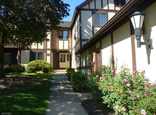 9C Sentinel Ct, Chatham, NJ 07928