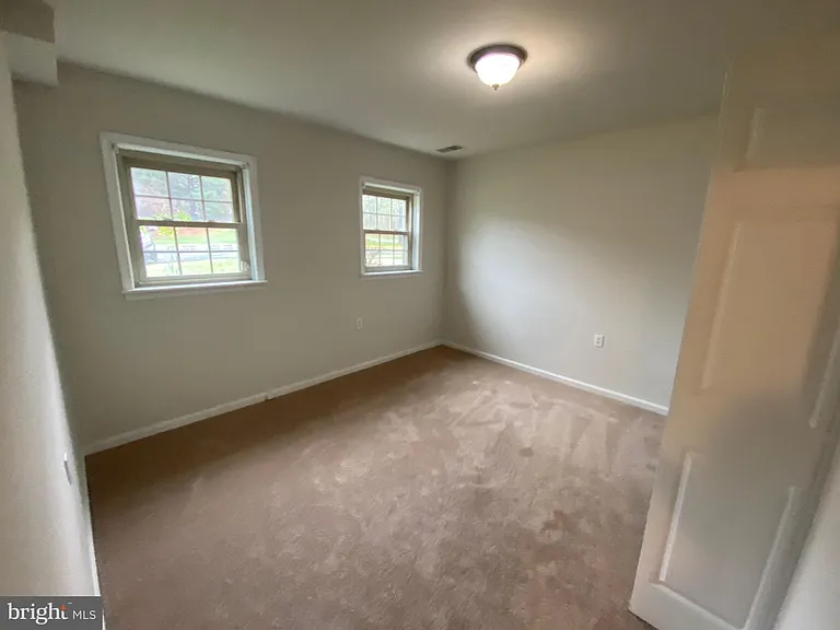 12116 Stallion Ct — Photo 9