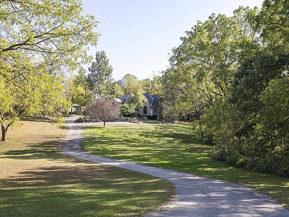 4th image of W7619 Koshkonong Lake Road