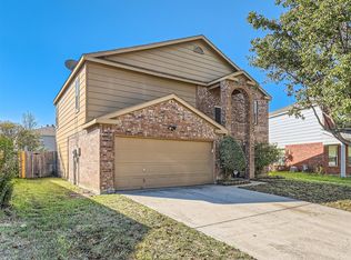 1121 Beechwood Dr, Denton, TX 76210
