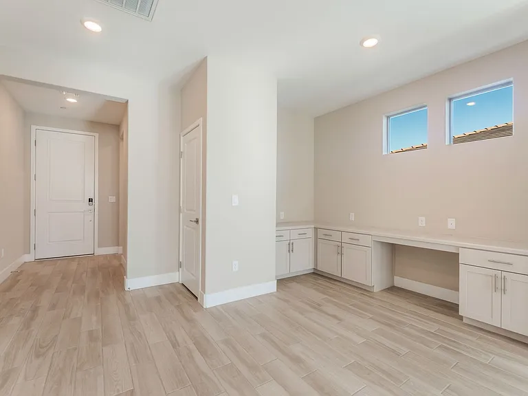 9601 Jadeite Ln — Photo 10