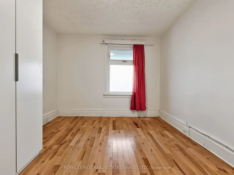 673 Woodbine Ave #2 — Photo 14