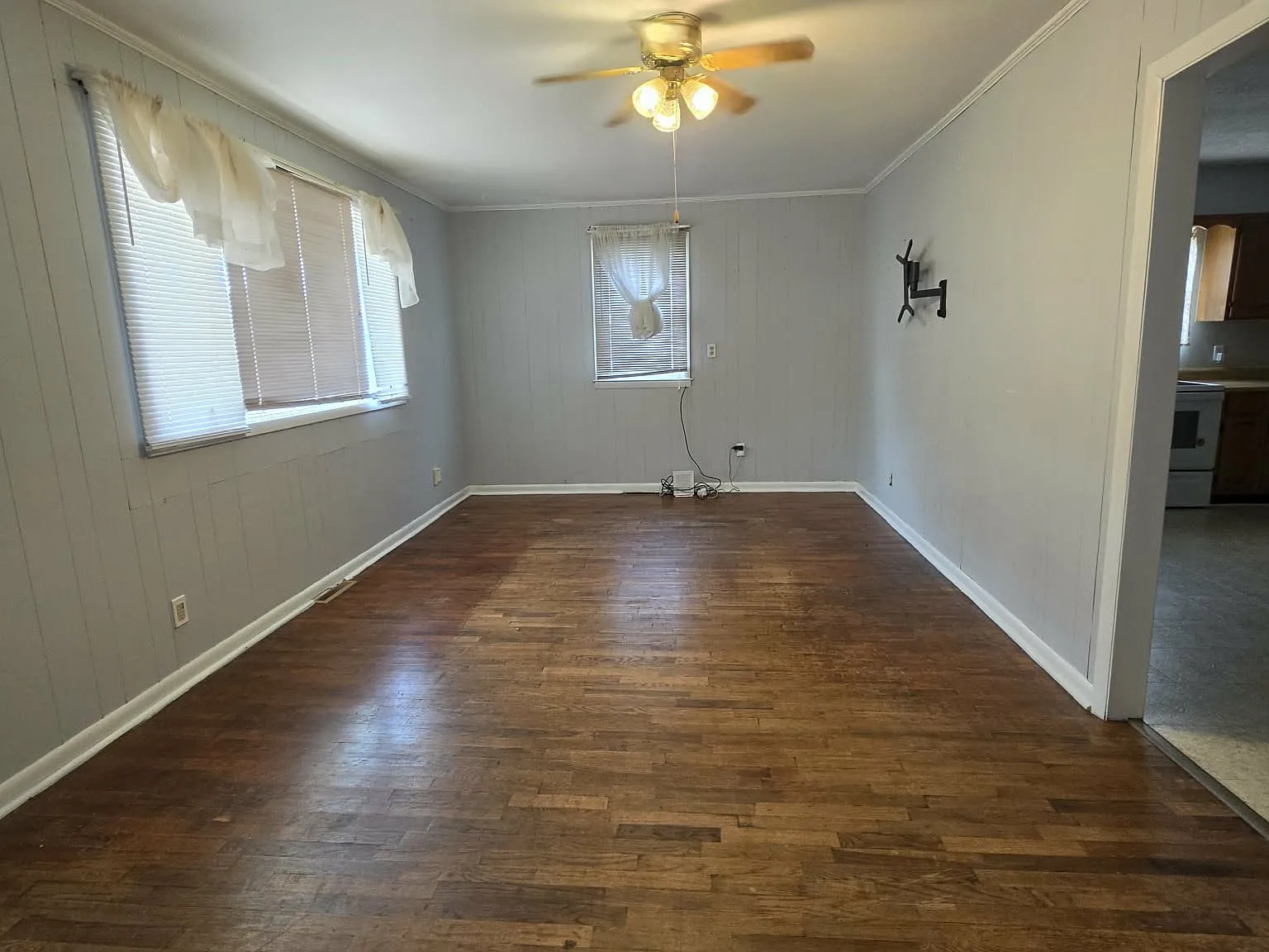 2 bed, 1152 sqft, $2,200 — Photo 3