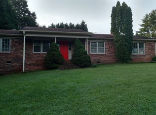 202 Ginger Ln, Easley, SC 29642