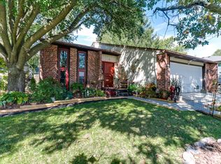 1311 Heritage Rd E, Normal, IL 61761