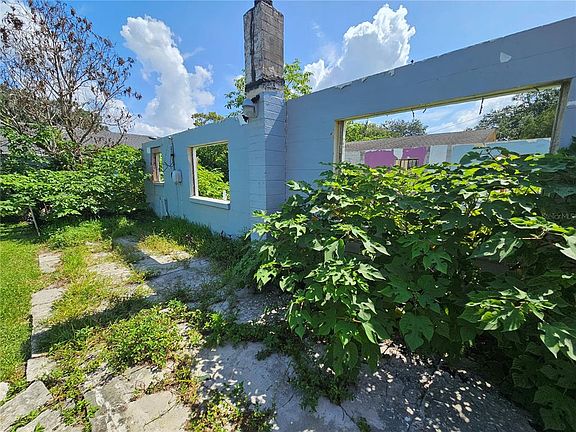 4th image of 723 W 14TH STREET