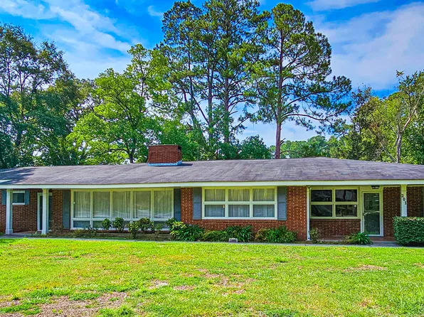 201 Overhill Rd, Walterboro, SC 29488