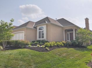 11832 S Carriage Rd, Olathe, KS 66062