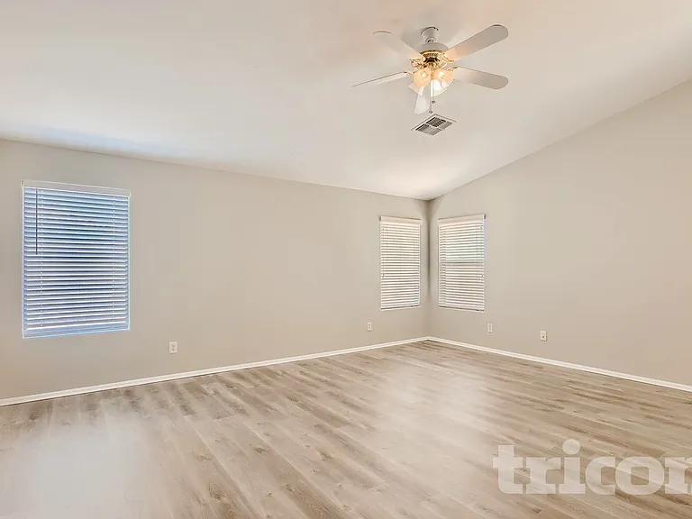 1353 E Judi Dr — Photo 11
