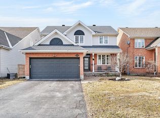 1820 McCallum Dr, Ottawa, ON K4A 3T7