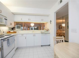 2324 Hidden Lake Dr #601, Naples, FL 34112