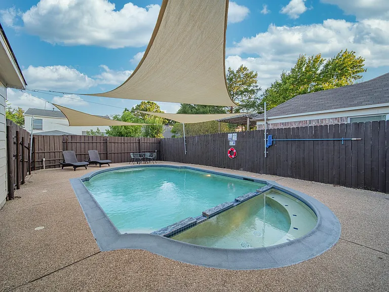 843 Sonora Ln — Photo 49