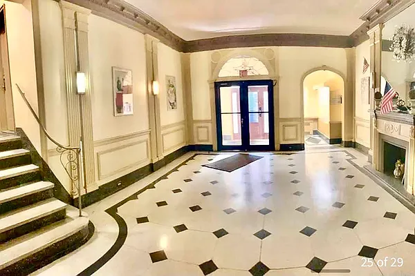 Rented by RealTegrity NY LLC | media 15