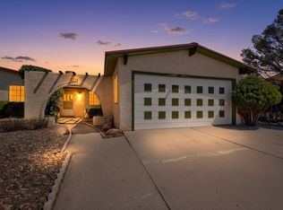 857 Camino Consuelo, Santa Fe, NM 87507
