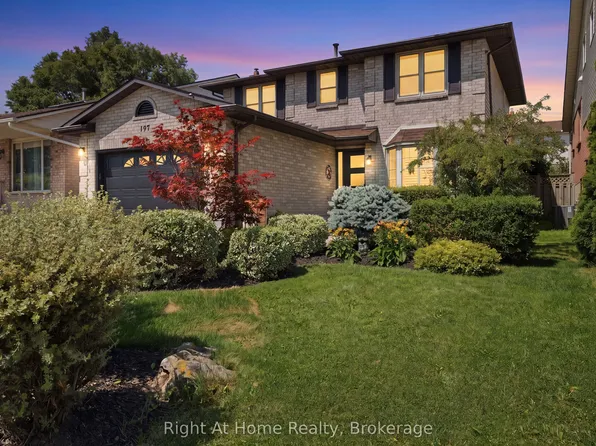 197 Parkwood Cres, Hamilton, ON L8V 4Z3