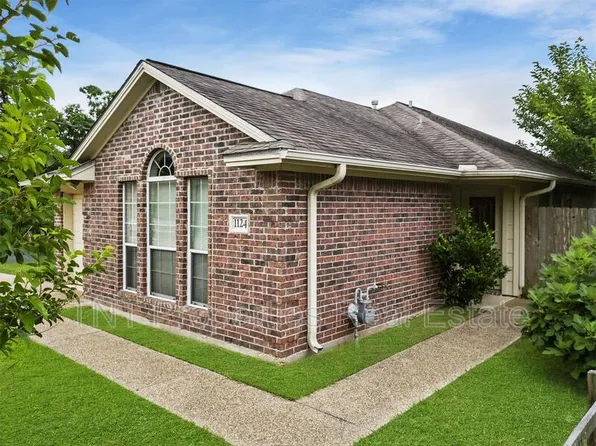 1124 Carolina St, College Station, TX 77840