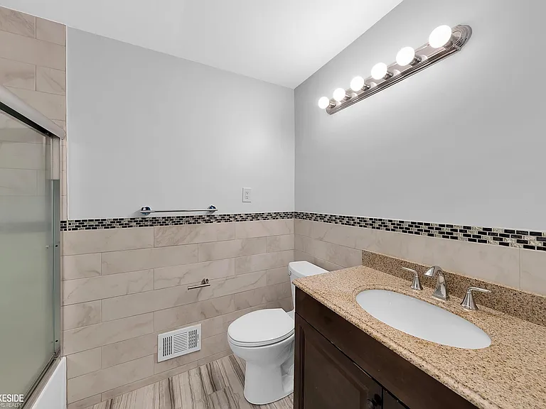107 Bloomfield Blvd — Photo 26