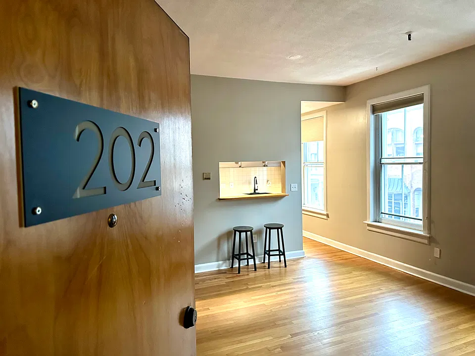 110 Washington St #202