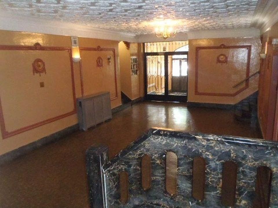 1st image of 8345 116th St APT 1F