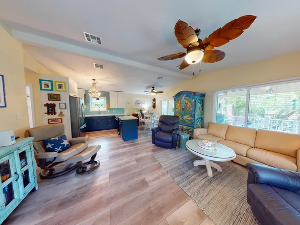29127 Camellia Ln, Big Pine Key, FL 33043