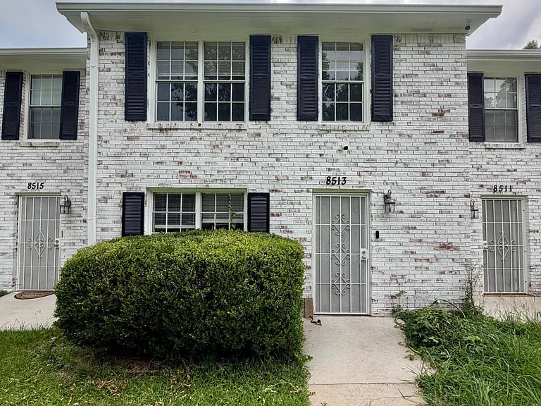 8513 Pineland Dr — Photo 1