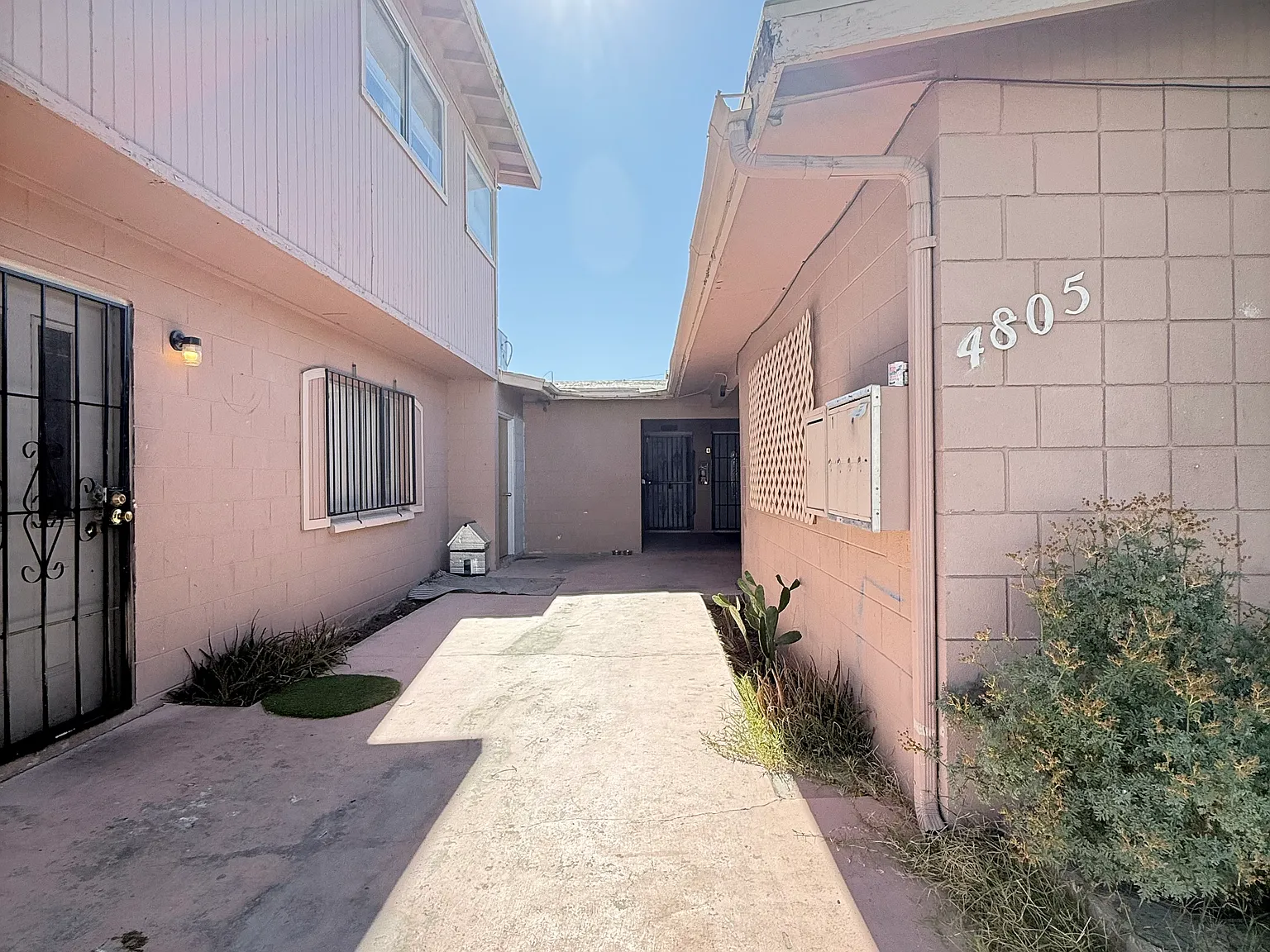 4805 Westmoreland Dr — Photo 3