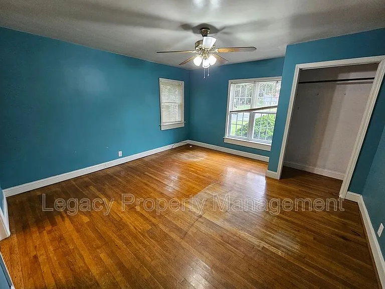 1425 Union Cross Rd — Photo 8