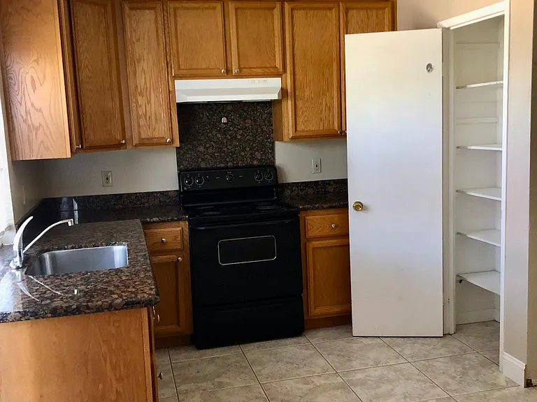 2607 Coho Ct — Photo 3