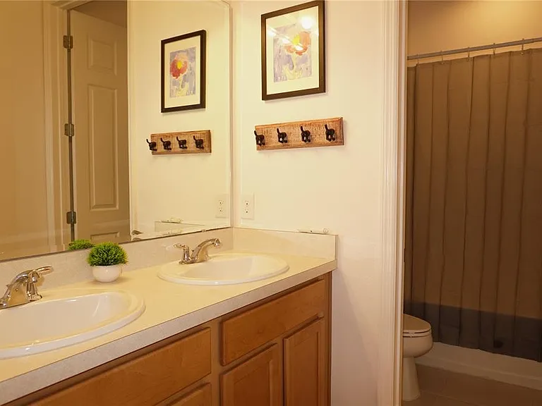 4909 Olivia Ct — Photo 19