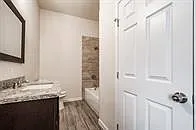 5 bed, 2.0 bath, 1800 sqft, $2,150 — Photo 3