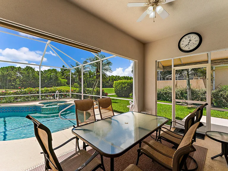 8485 SE Palm Hammock Ln — Photo 34