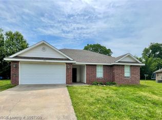 1521 Cherokee Rock Rd, Muldrow, OK 74948