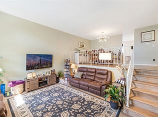 21901 Lassen St UNIT 94, Chatsworth, CA 91311