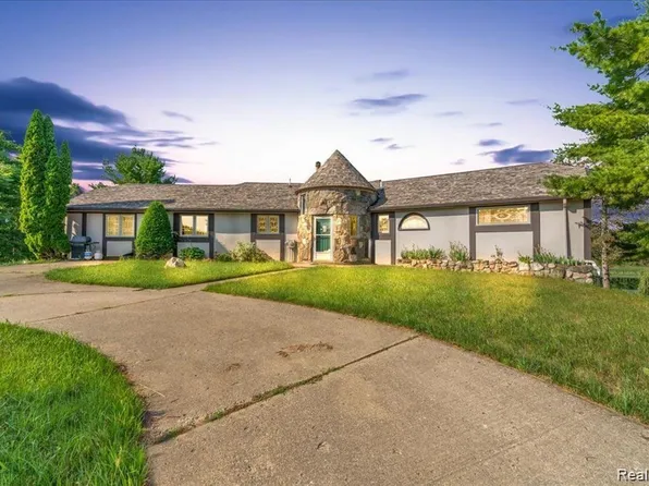 10850 Bettis Rd, Brooklyn, MI 49230