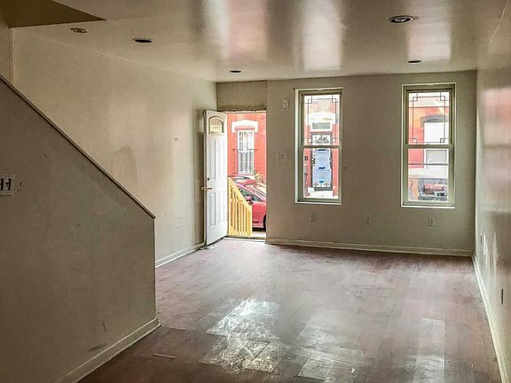 5th image of 1144 Dorrance St