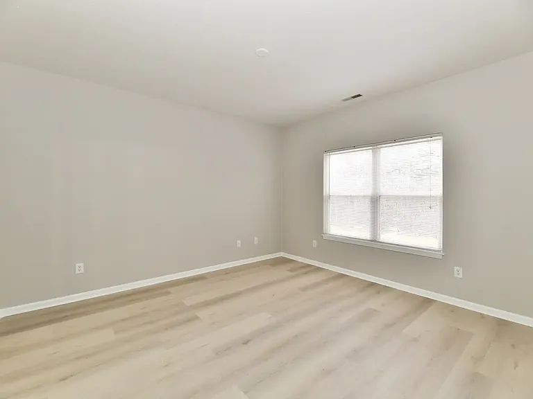 10416 Platinum Dr — Photo 27