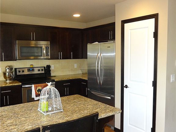 4th image of 6728 206th Street Ct E