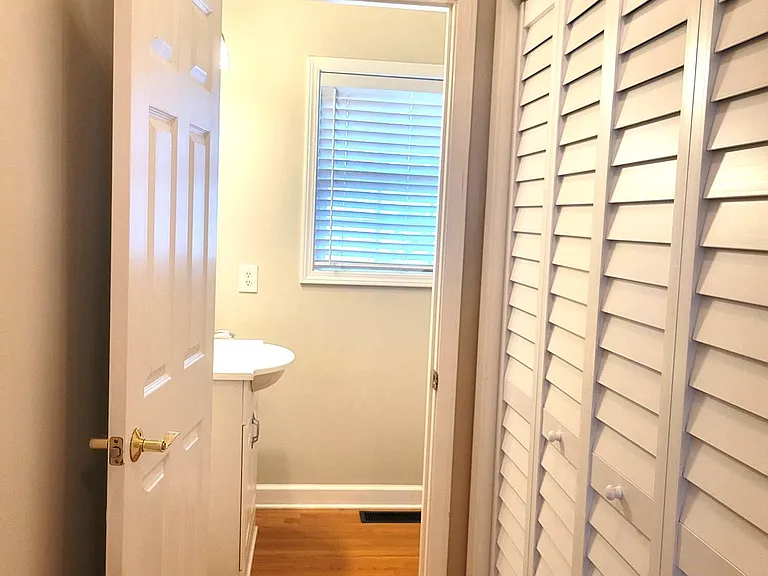 945 Diamondhead Dr S — Photo 39