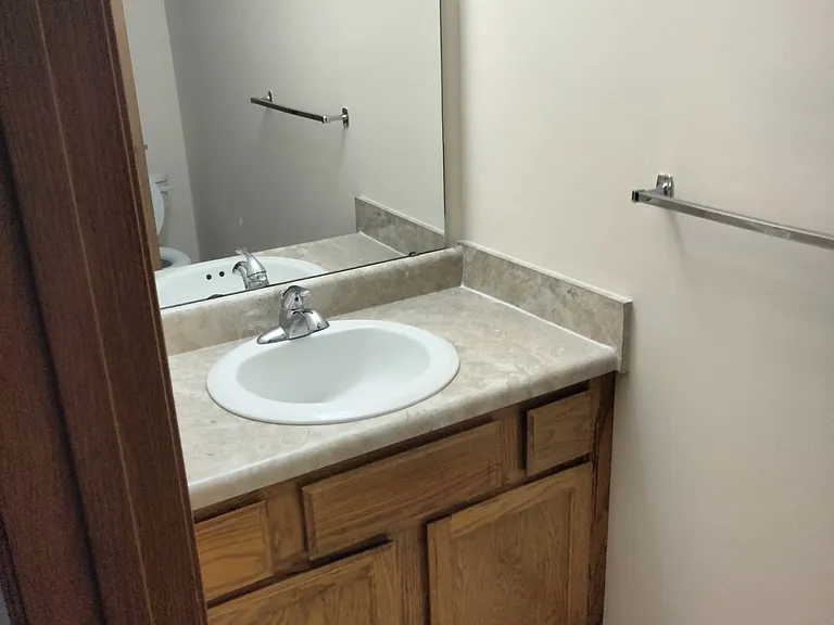 3650 SW Oak Pkwy — Photo 11