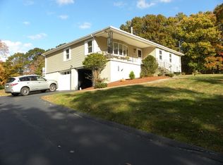 39 Old Douglas Rd, Webster, MA 01570