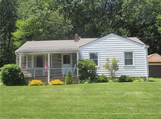 306 W Hopewell Dr, Struthers, OH